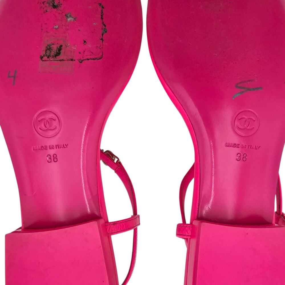 Chanel CC Heart Thong Flat Sandal Neon Hot Pink Leather Gold Size 38 US 7 7.5 - Picture 10 of 12